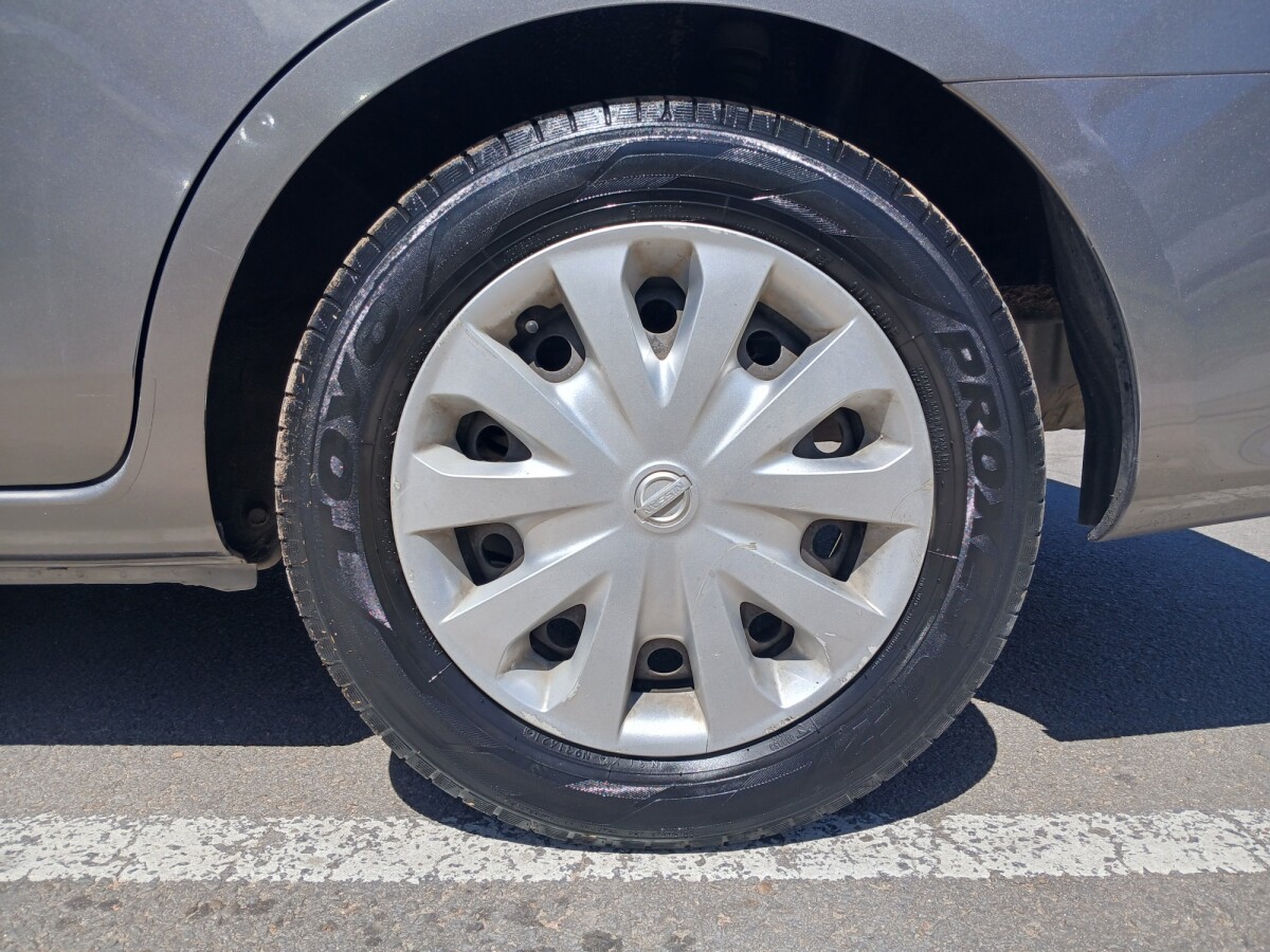 Nissan Versa Drive 1.6 Extra Full | Permuta / Financia Nissan Versa Drive 1.6 Extra Full | Permuta / Financia