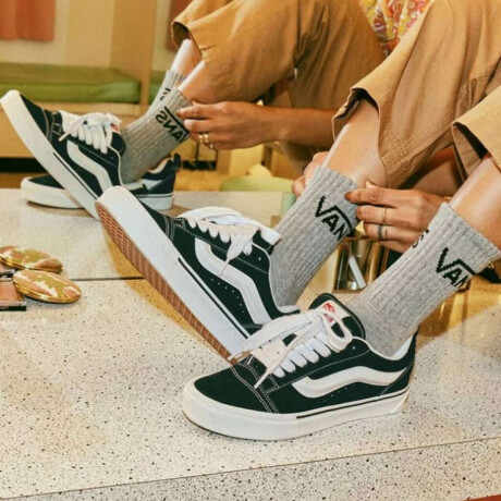 Championes Vans Knu Skool Negro Blanco
