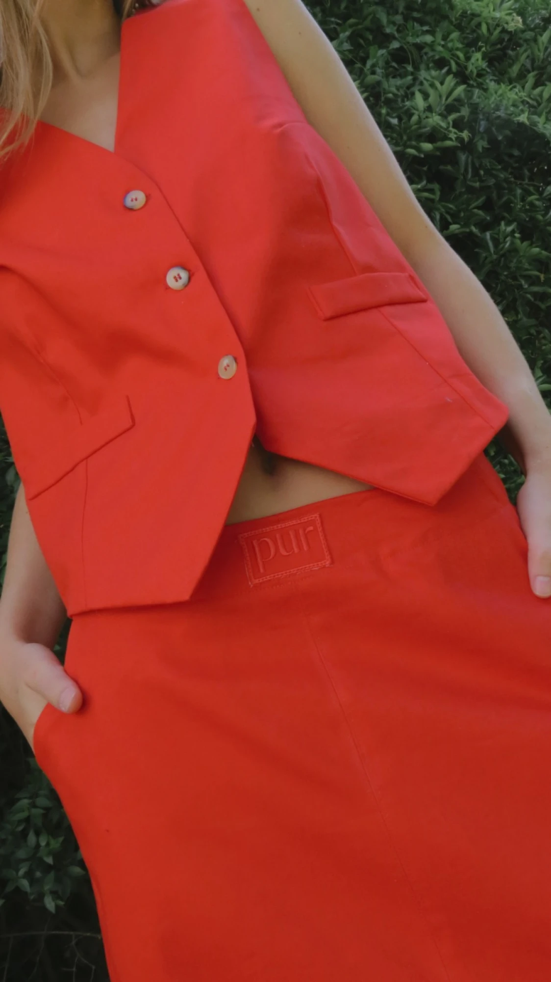 Avenue Vest