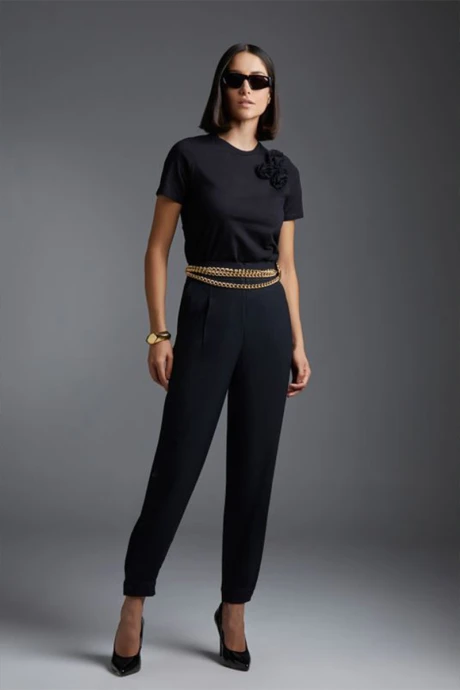 Remera Luna Negro