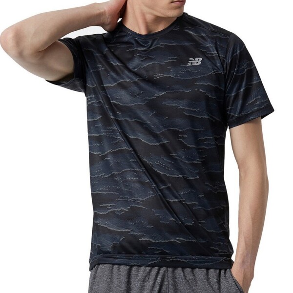 Remera New Balance Printed Accelerate Negro