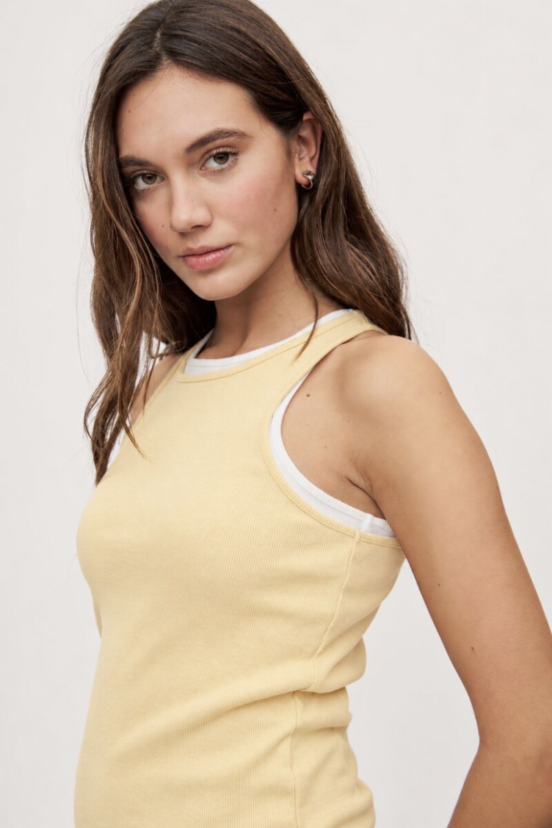 MUSCULOSA DETREMA AMARILLO PASTEL
