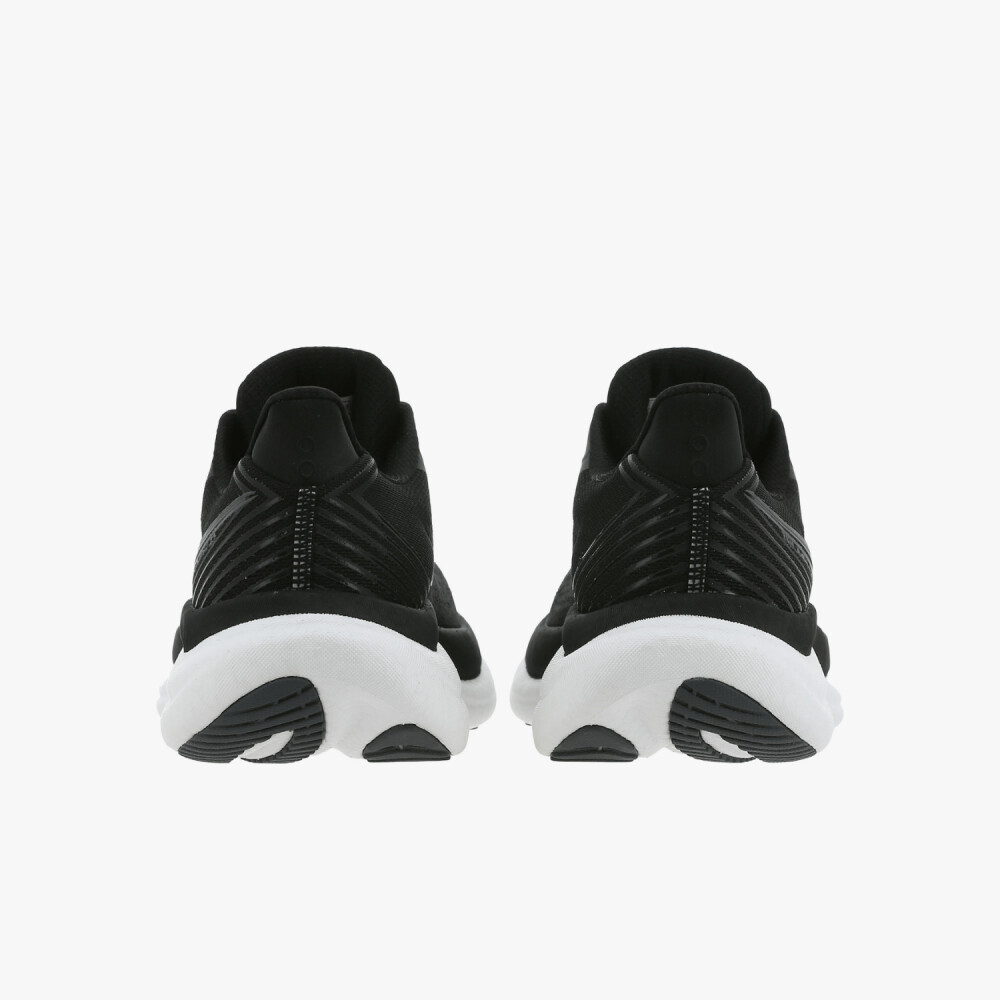 Zapatillas Running Triumph 23 Mujer Black
