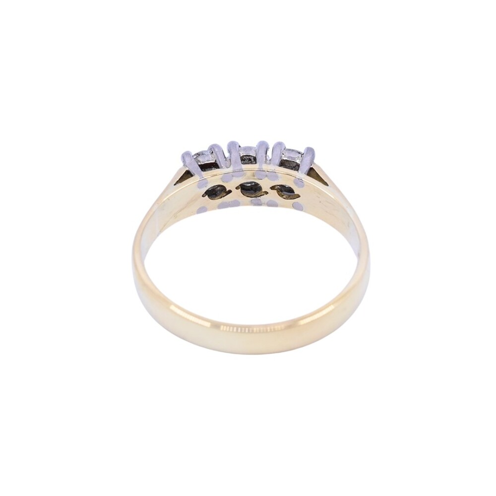 Anillo oro 18 k 2 tonos y brillantes. Anillo oro 18 k 2 tonos y brillantes.