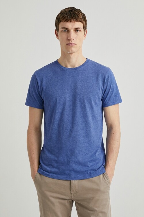 Remera cuello redondo ICONIC 150 AZUL MARINO