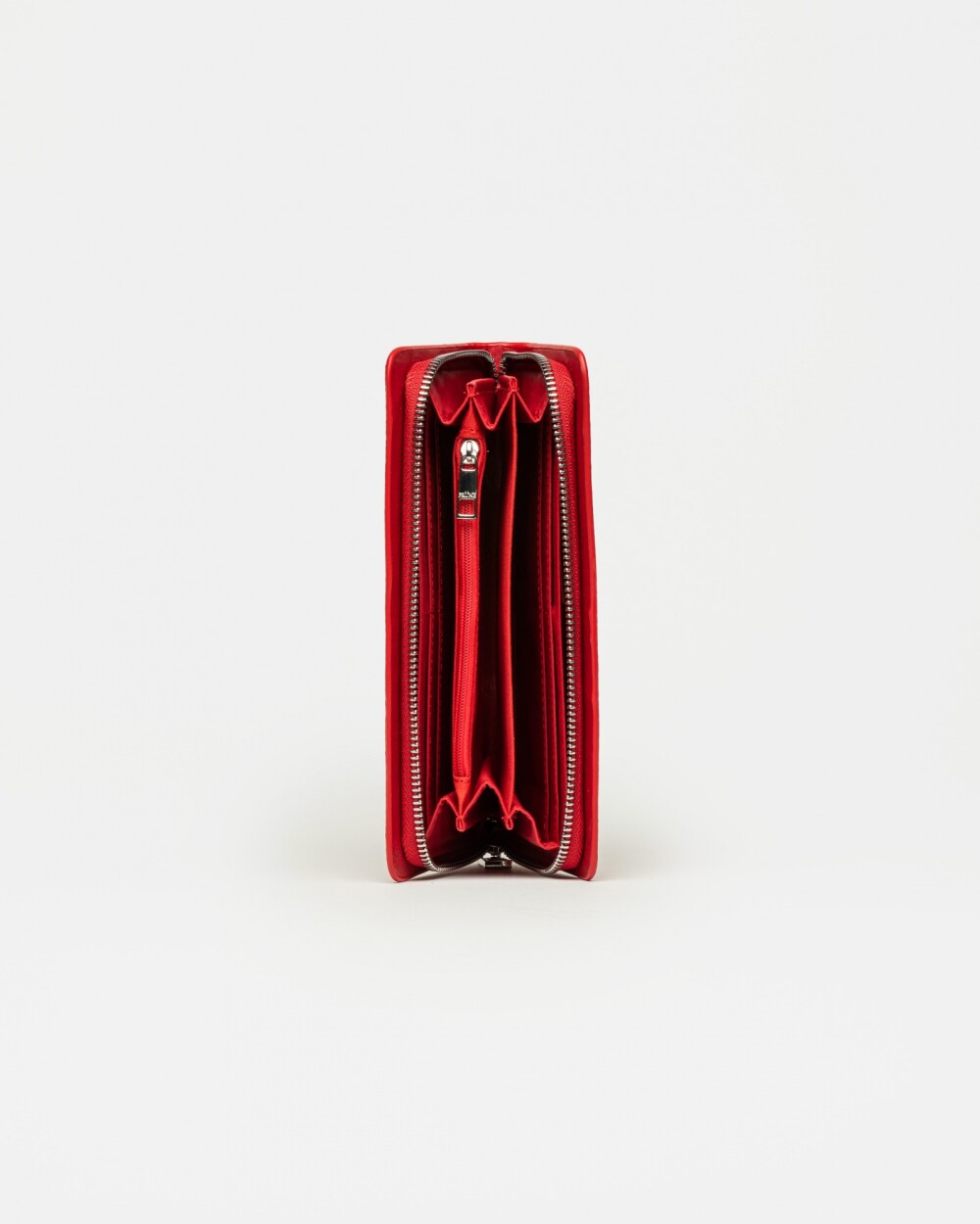 Billetera Con Cierre Mint En Efecto Cuero Charol Rojo