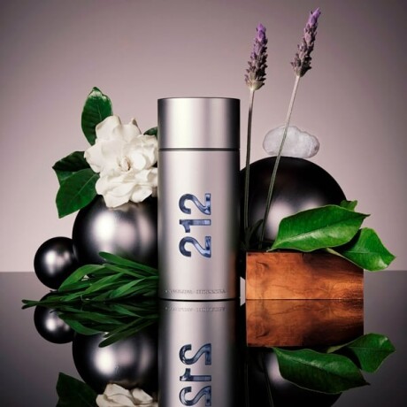 Carolina Herrera 212 Men Eau de Toilette 50 ml Carolina Herrera 212 Men Eau de Toilette 50 ml