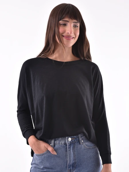REMERA SANTOU NEGRO