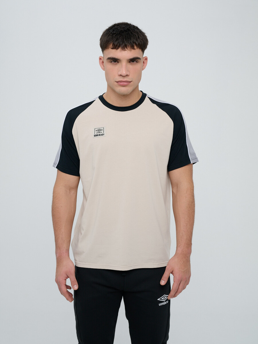 REMERA BORN Umbro Hombre - 0b2 