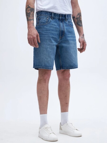 BERMUDA UNIFORM LARS A74