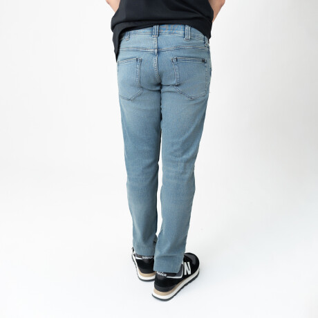 Jean Wrangler de Hombre - UNLIMITED COMFORT - 112344974 Sin color