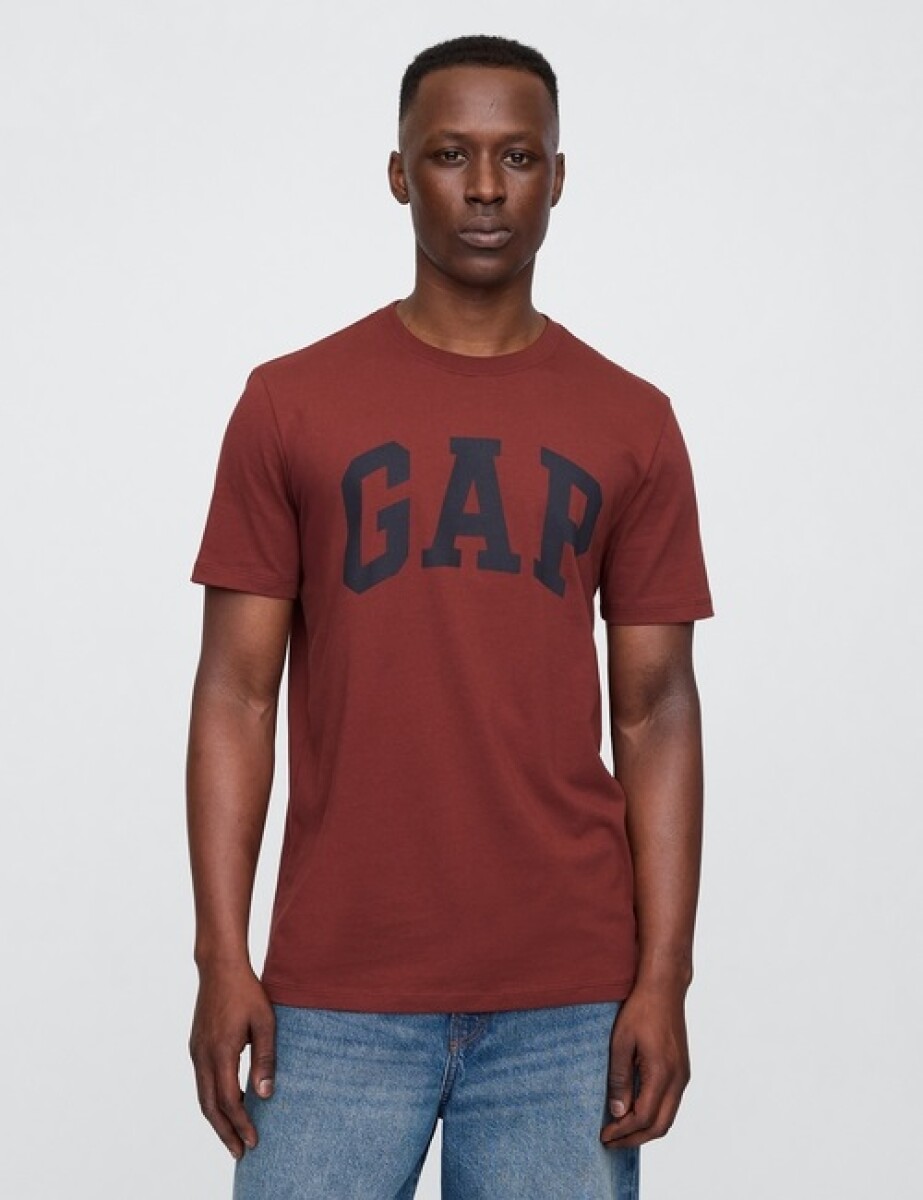 Remera Logo Gap Hombre - Burnt Russet 185 