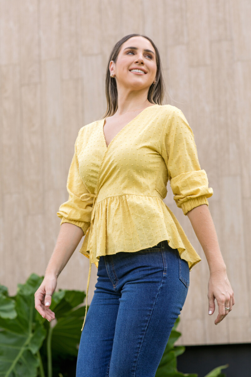 Blusa Cruzada. Blusa Cruzada.