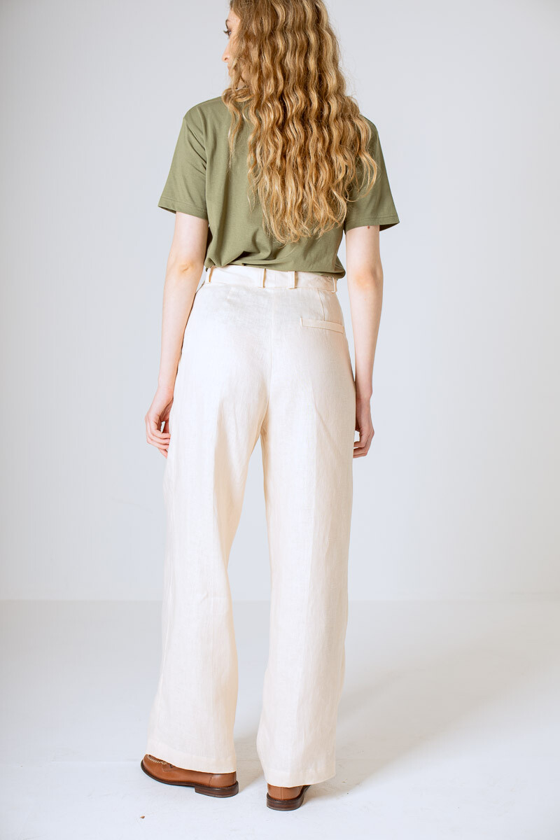 Teby Off White