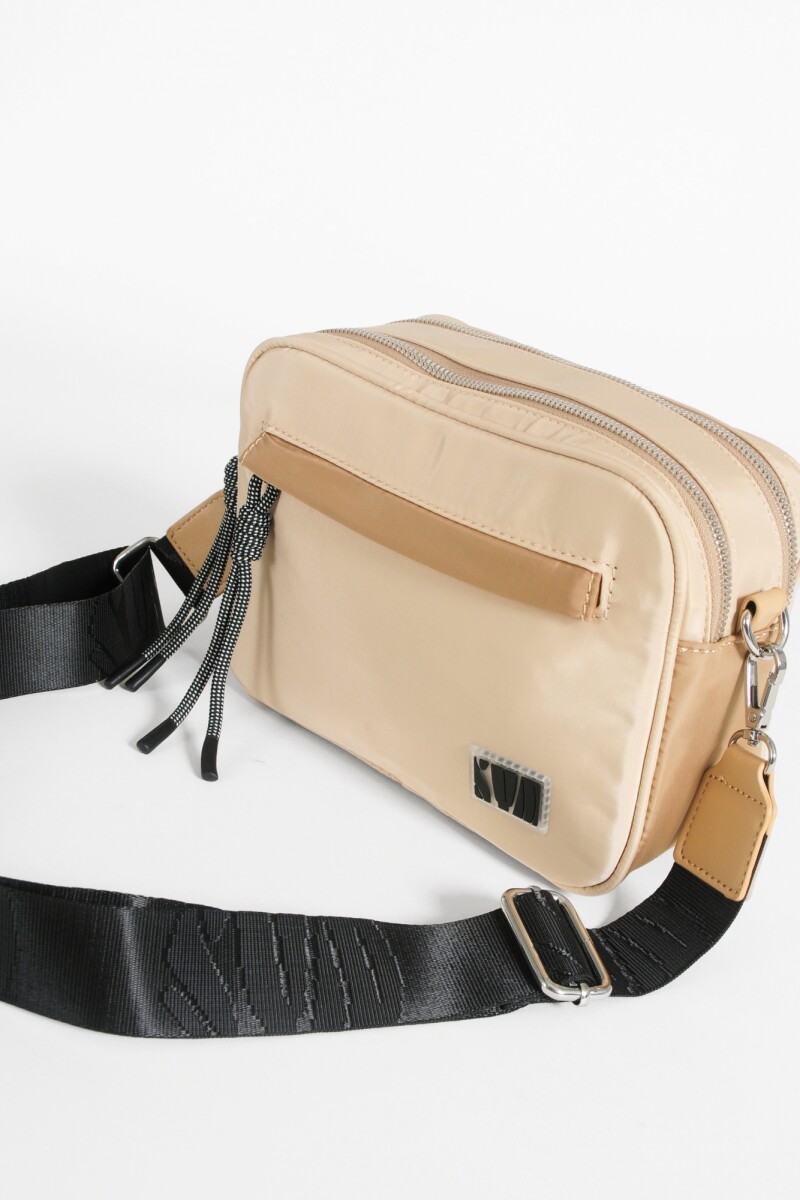 Bandolera con bolsillos impermeable crudo