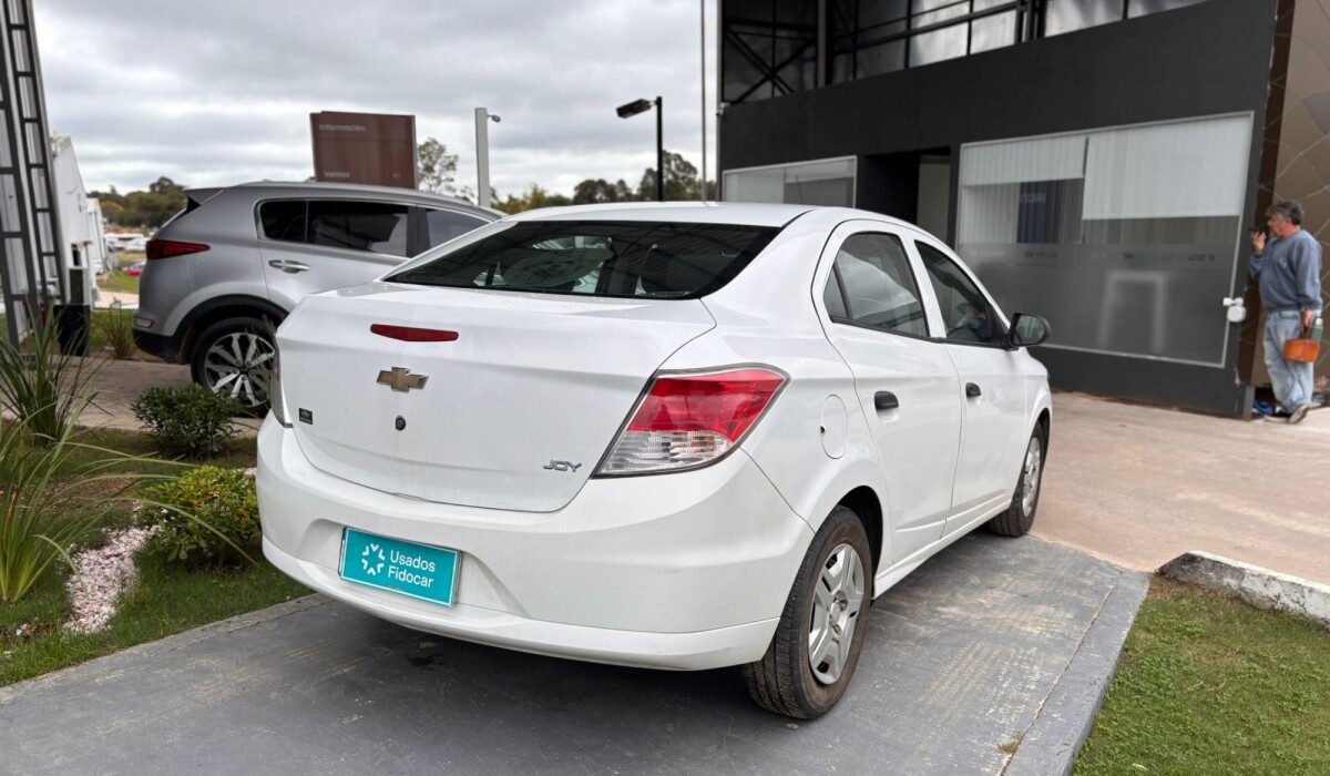 Chevrolet Prisma Joy LT - 2018 Chevrolet Prisma Joy LT - 2018