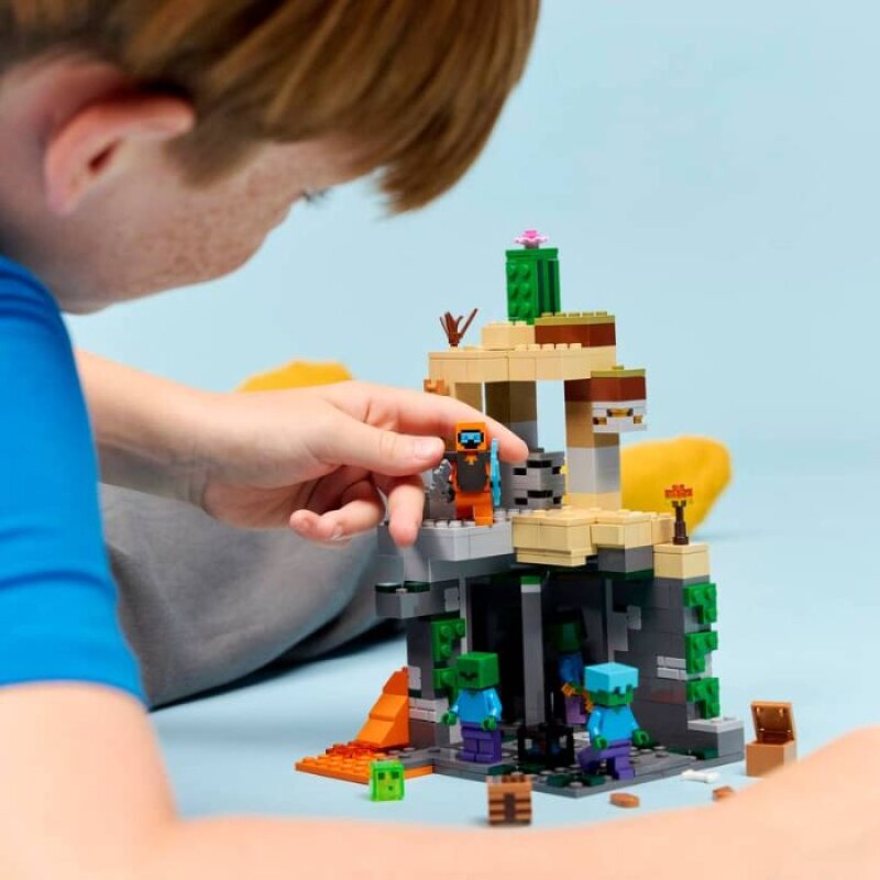Lego® Minecraft® El Calabozo De Zombies Juguete Lego® Minecraft® El Calabozo De Zombies Juguete