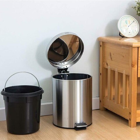 Tacho cesto de basura acero inoxidable 20L con tapa Tacho cesto de basura acero inoxidable 20L con tapa
