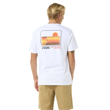 Remera Rip Curl Surf Revival Stacked Tee