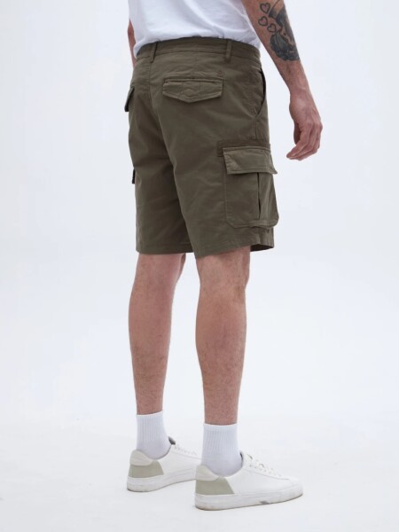 BERMUDA UNIFORM CARMELO VERDE