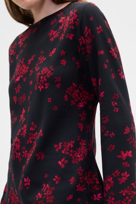 Remera Cuello Bote Mujer Black Red Floral