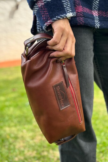 Necessaire de Cuero Caramel Red Zip