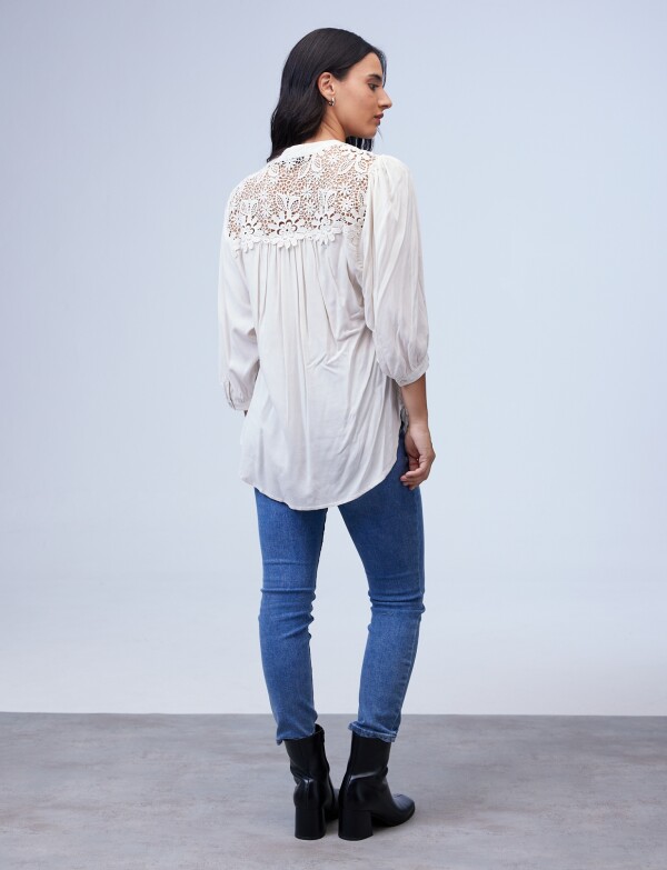 Blusa Crochet BEIGE CLARO