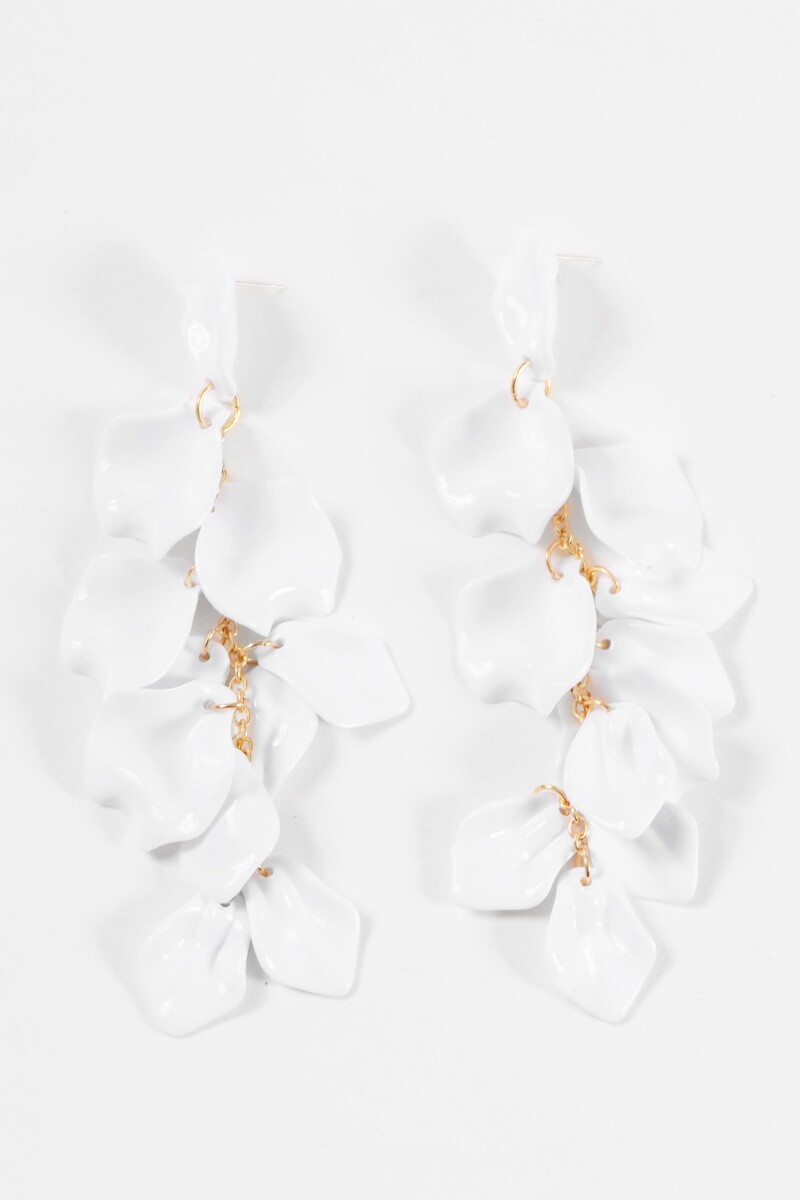 Caravanas petalos blanco