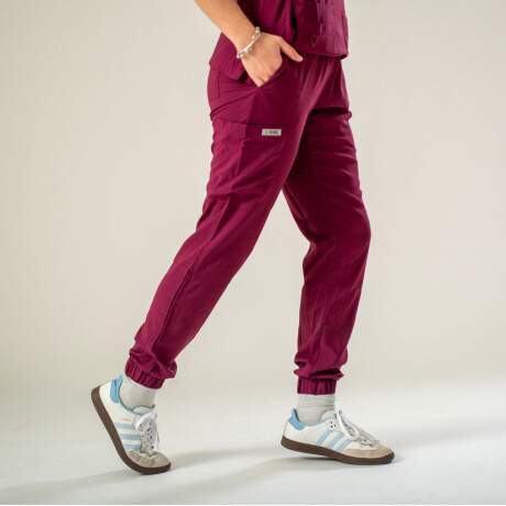 PANTALON UNISTORE MODELO JOGGER BORDO PANTALON UNISTORE MODELO JOGGER BORDO