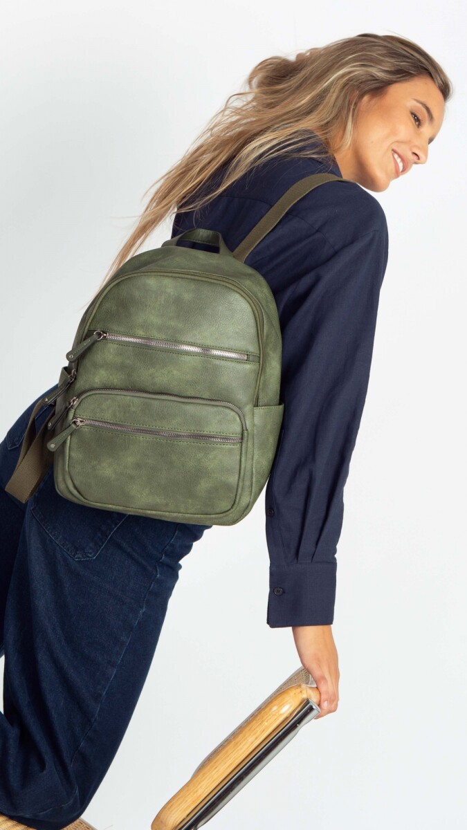 MOCHILA QUERETARO - VERDE MILITAR 
