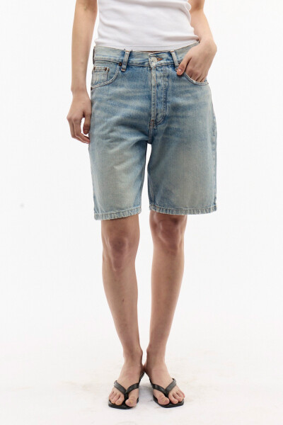 SHORT LOOSE LIGHT BLUE Azul