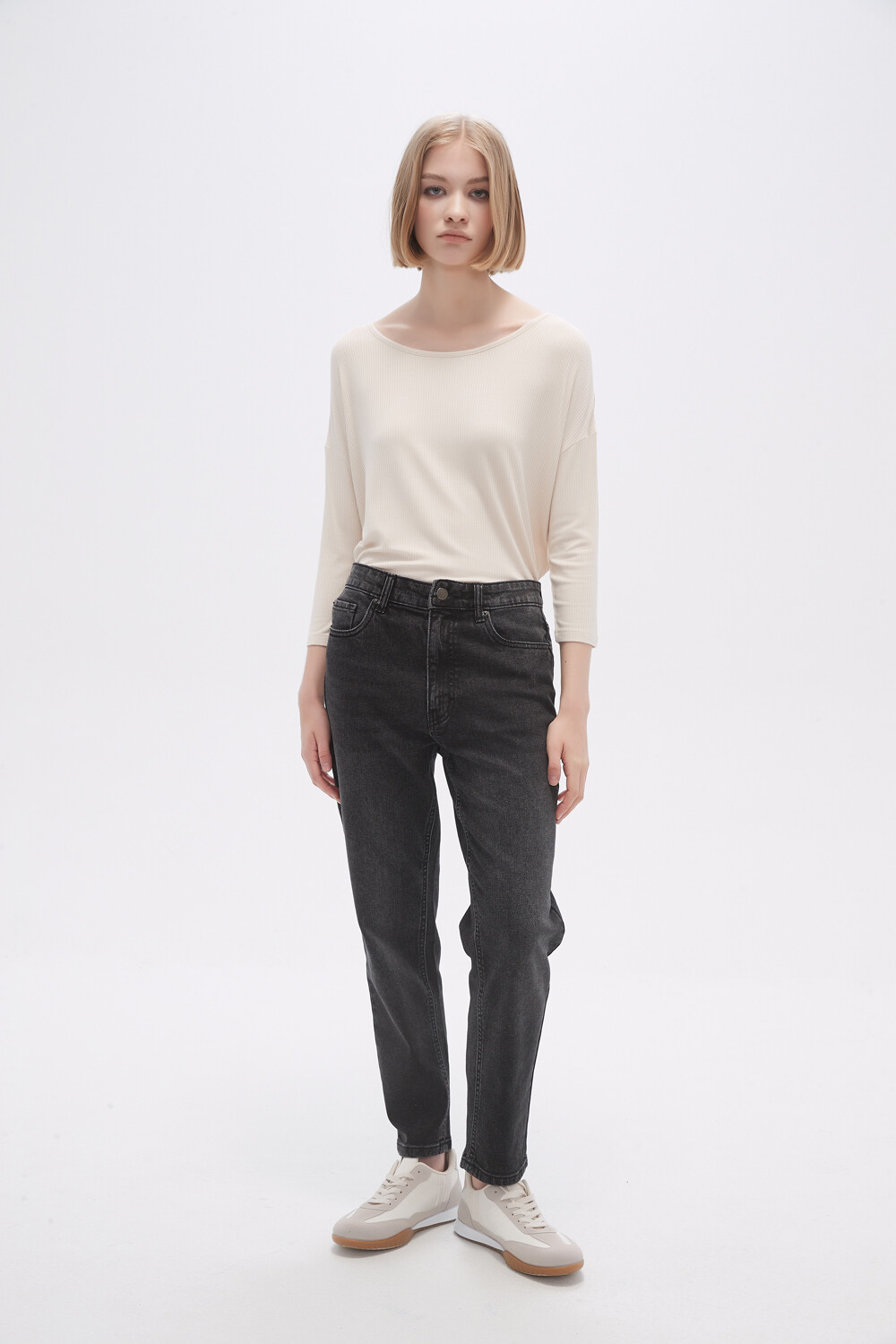 Pantalon Jeaniu Gris Oscuro