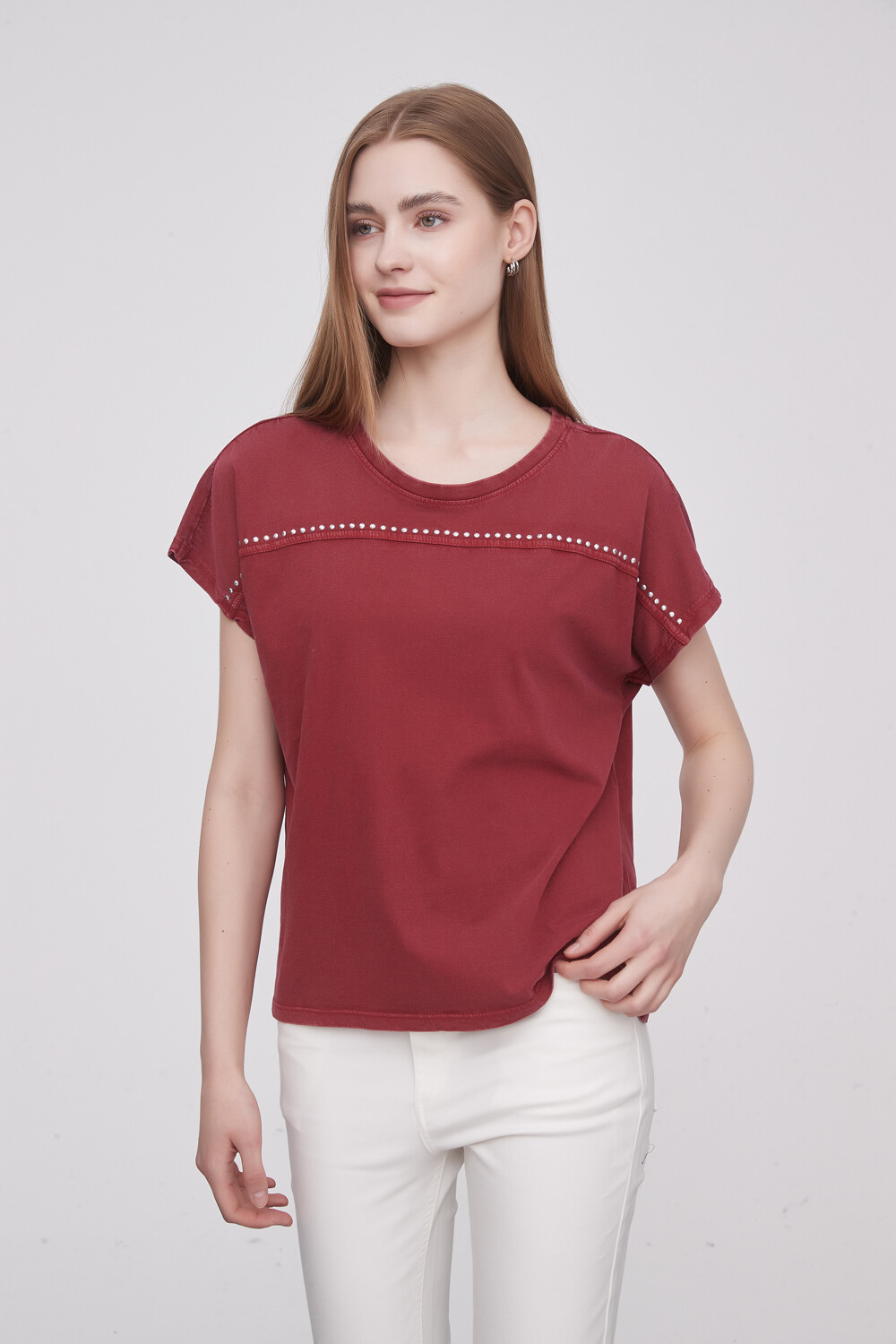 Remera Nedre Cereza Oscuro
