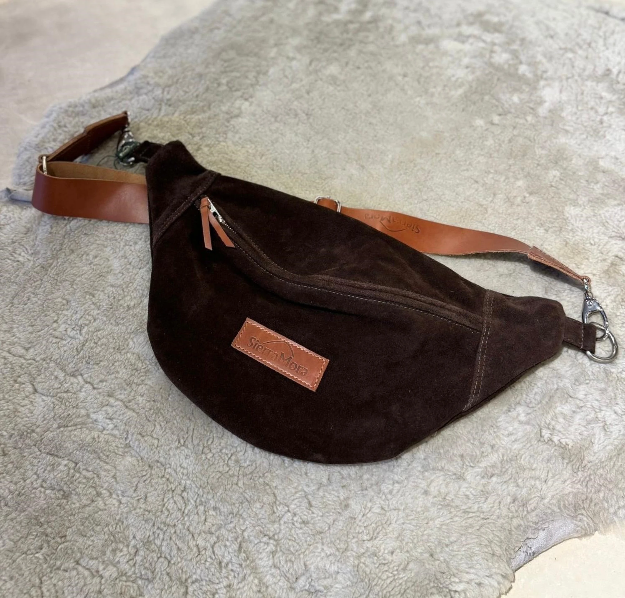 Leather Fanny Pack - Gamuza
