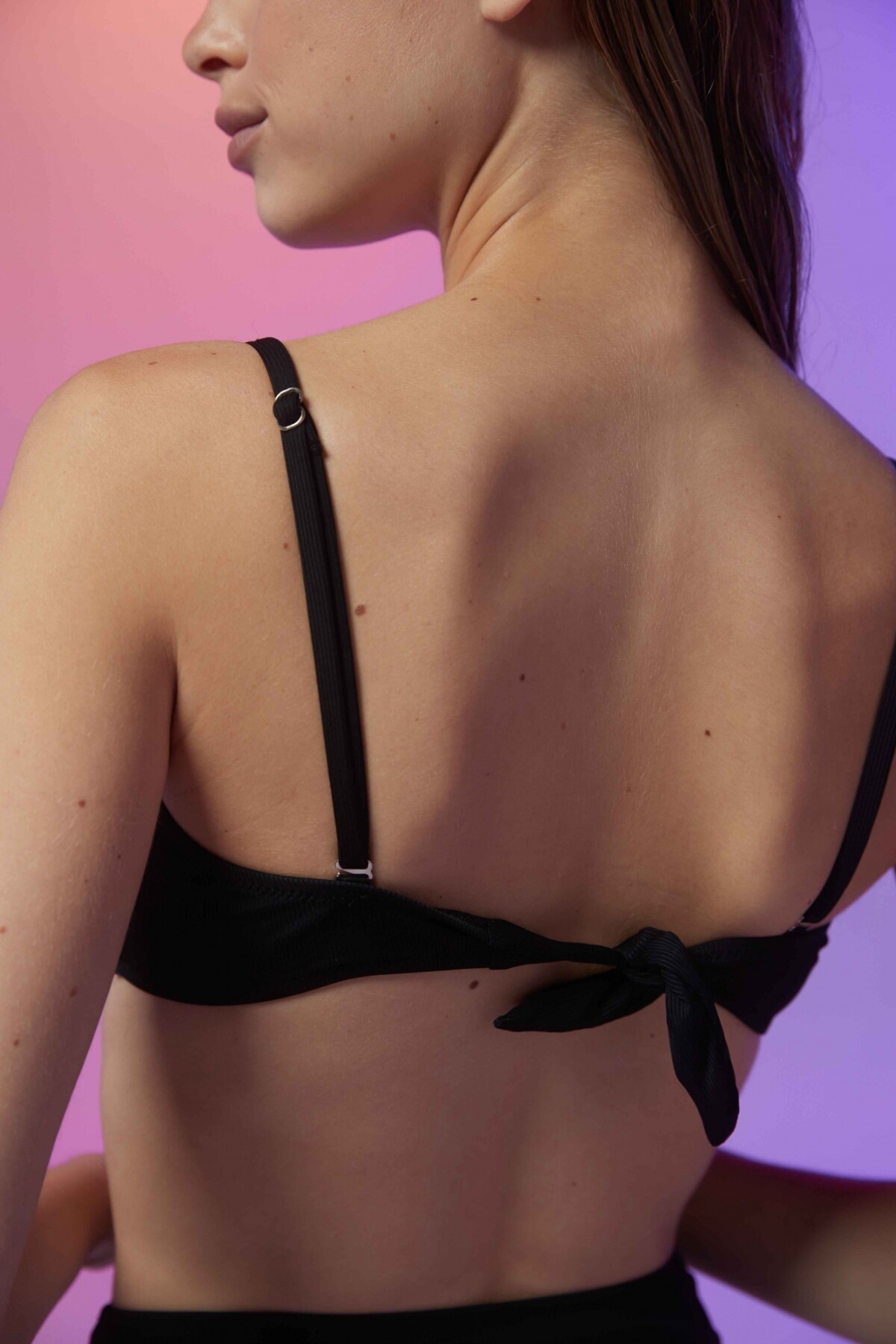 Top Martinica Negro Morley