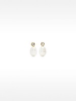 Pendientes Cortos Con Perla De Agua Dulce dorado
