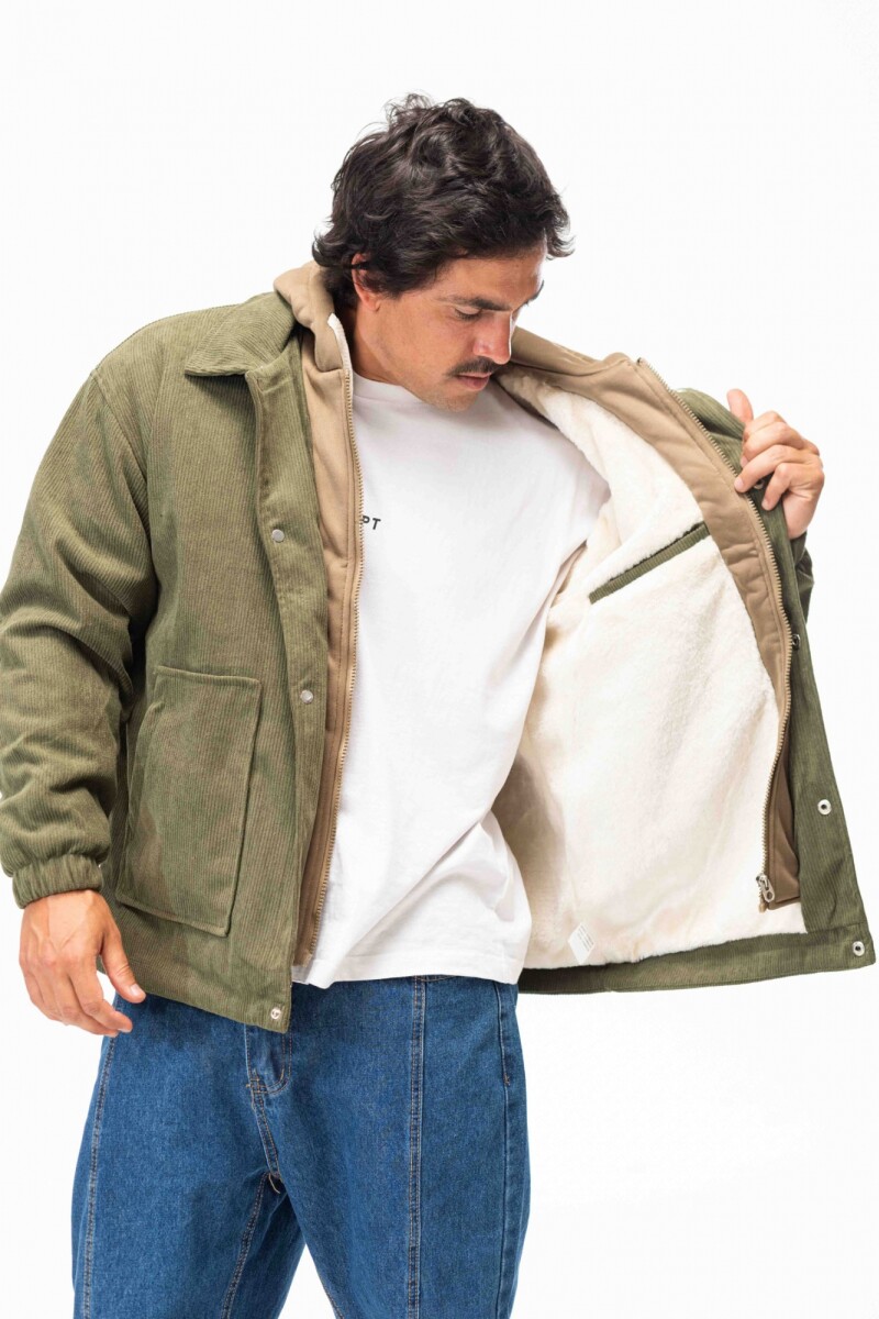 Campera PANA CON CAPUCHA VERDE