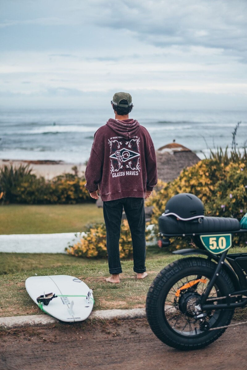 Hoodie Valley Boxy Fit / Bordó Wash U