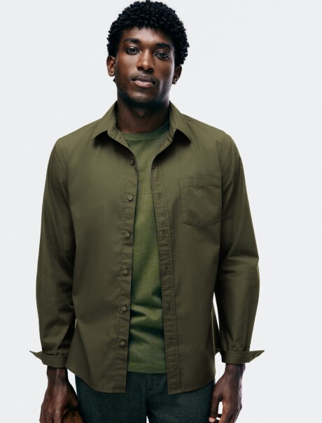 CAMISA BÁSICA DE ALGODÓN VERDE