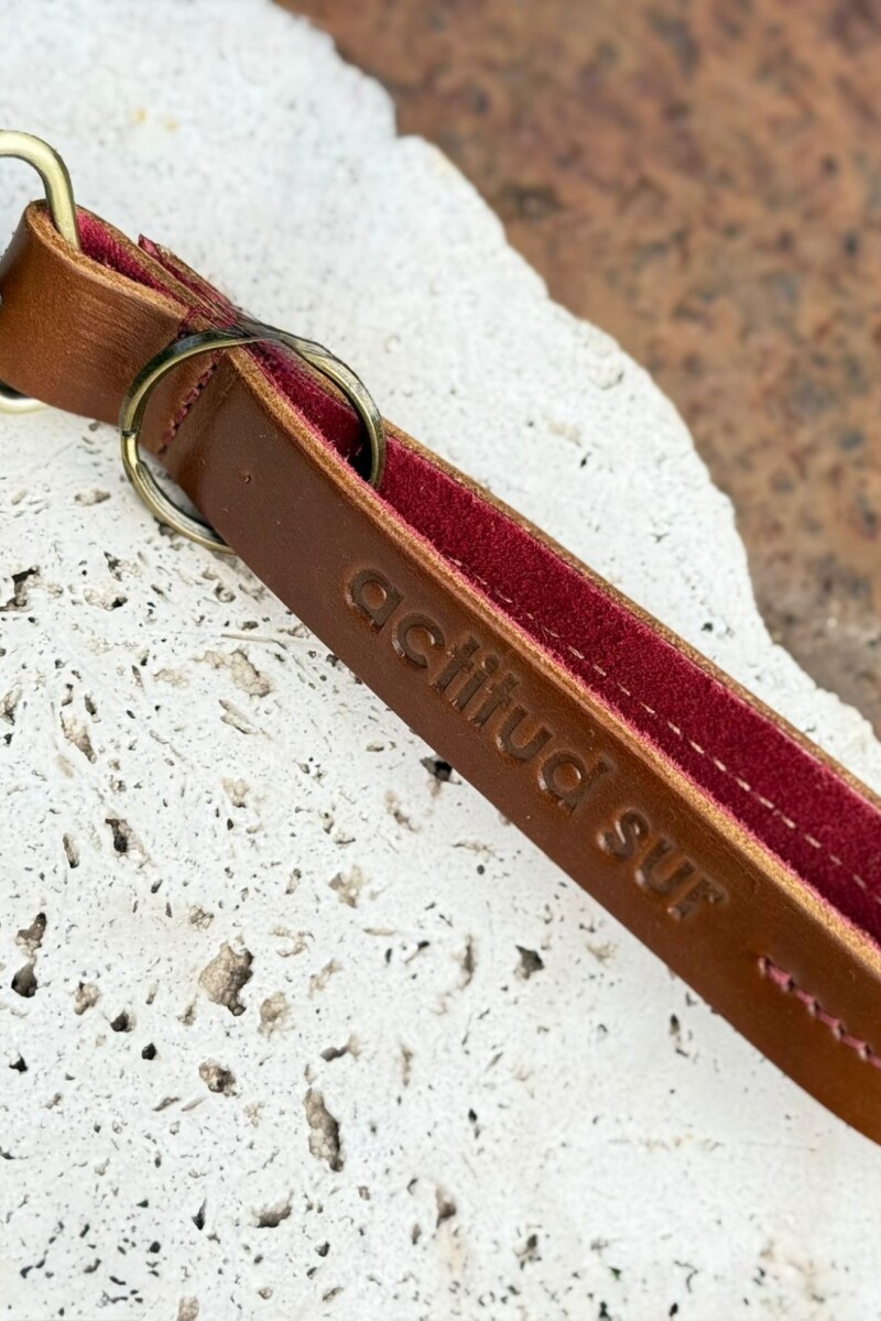 Colorful Key Chain Camel / Bordeaux