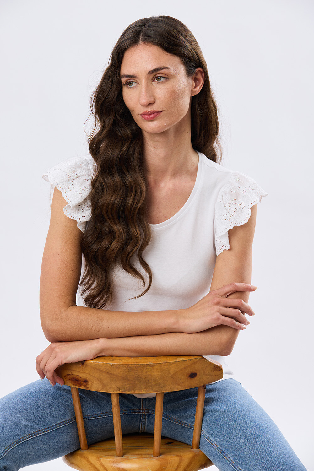 REMERA DE ALGODÓN CON BRODERIE Blanco