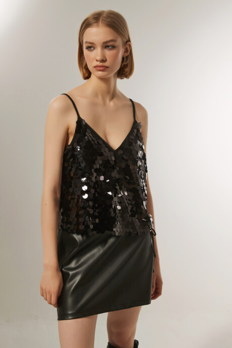 Musculosa Carmin Negro