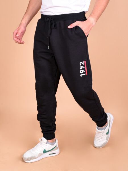 PANTALÓN DEPORTIVO STRENGTH NEGRO