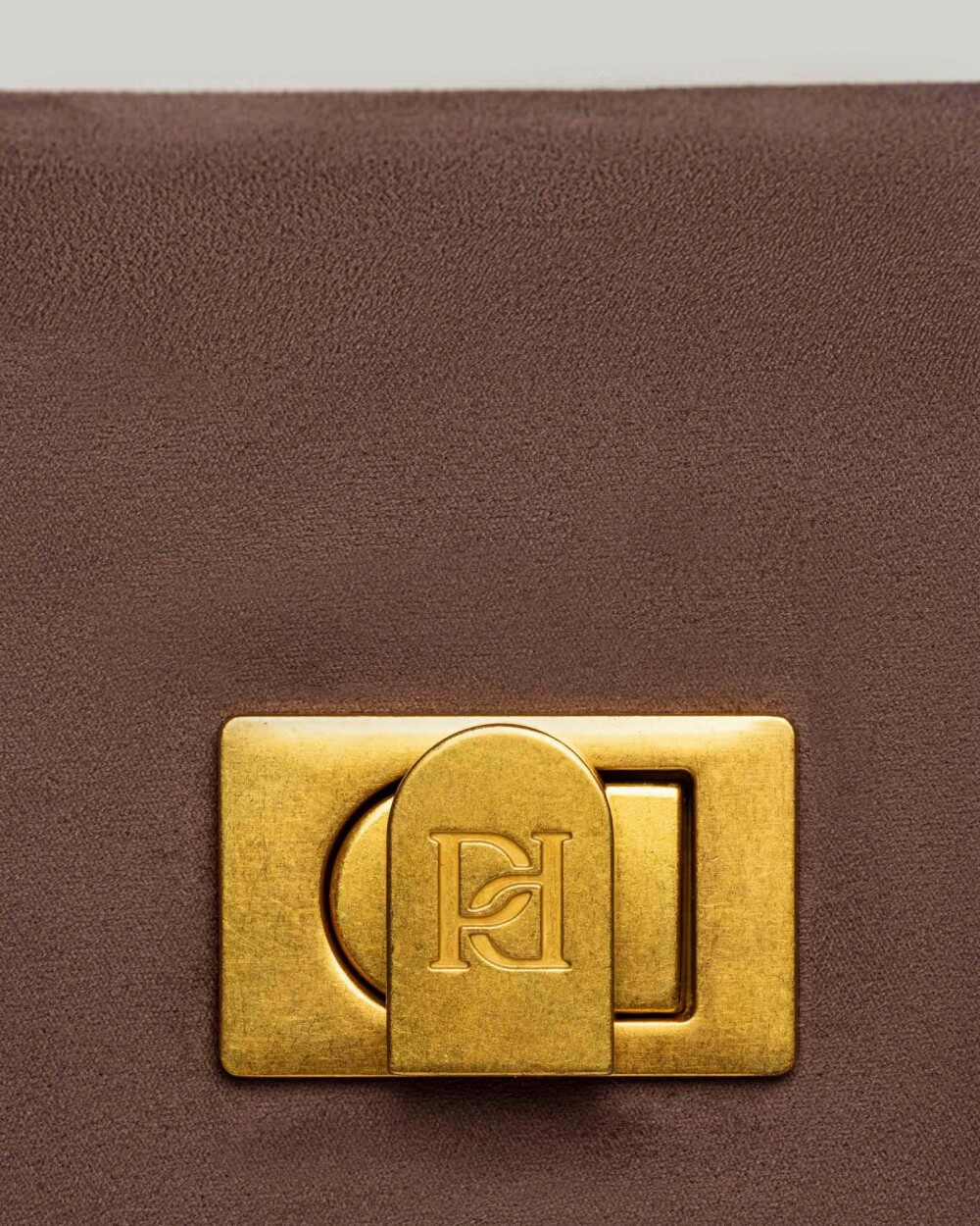 Cartera al hombro Leisure efecto gamuza Chocolate