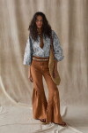 Pantalón en Denim Gypsy Caramel