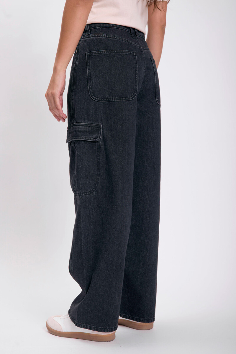 Pantalón cargo Negro
