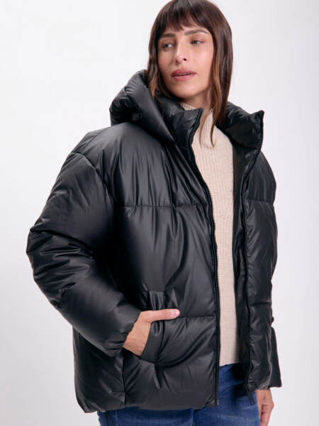Campera de abrigo capitoneada Negro