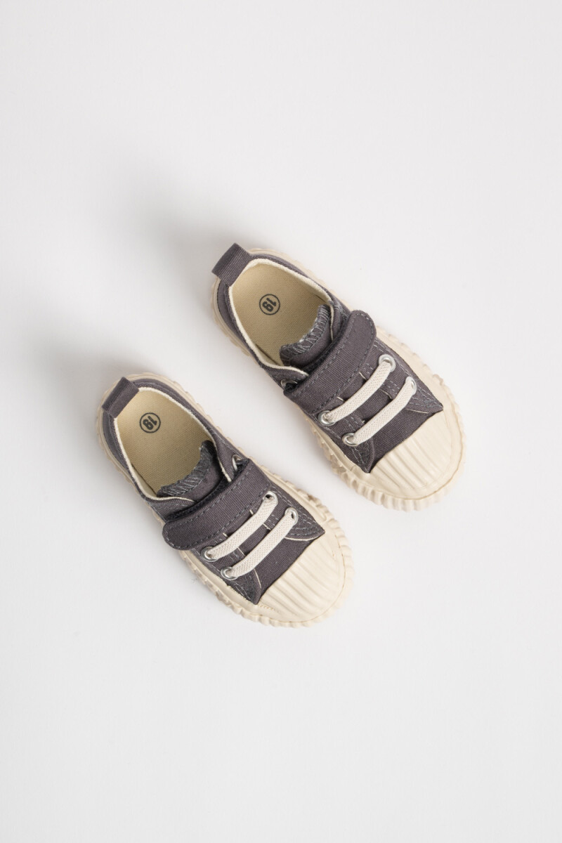 Zapatilla deportiva deportiva acordonada Gris