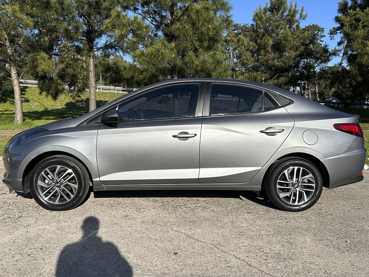 Hyundai HB20S Premium EXCELENTE ESTADO! | Permuta / Financia Hyundai HB20S Premium EXCELENTE ESTADO! | Permuta / Financia