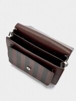 Bolso Bandolera Con Solapa burdeos